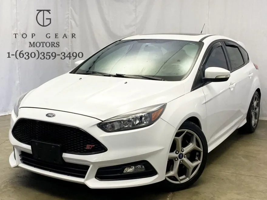 2016 Ford Focus ST photo 1