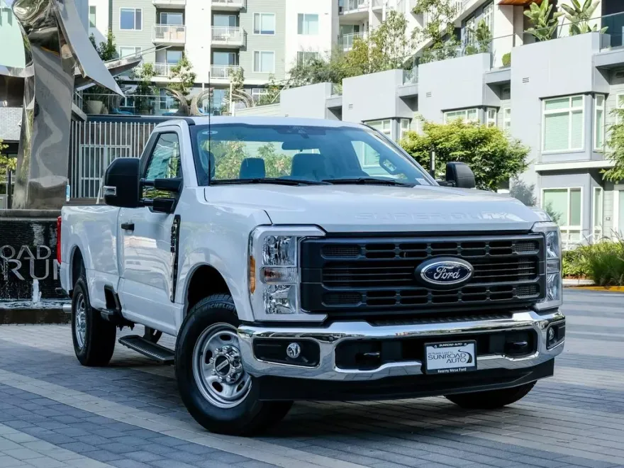 2024 Ford F-250 photo 1