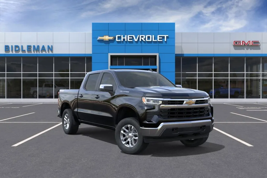 2026 Chevrolet Silverado 1500 LT photo 1