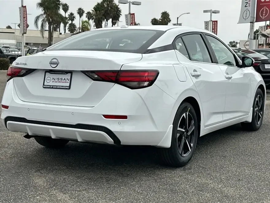 2025 Nissan Sentra SV photo 1