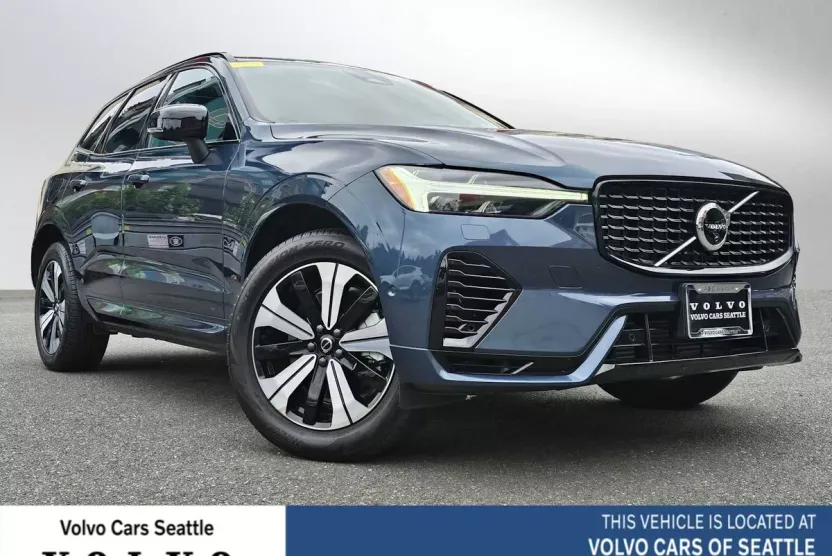 2024 Volvo XC60 Recharge Hybrid Plus photo 1