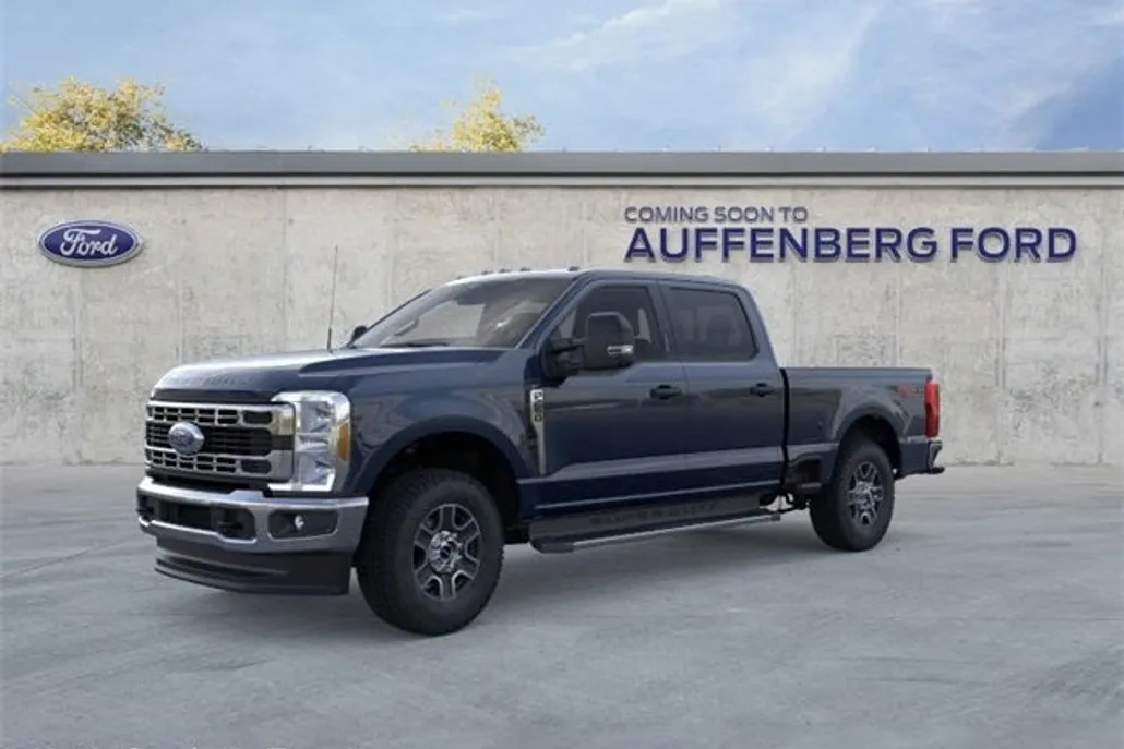 2025 Ford F-250 XLT photo 1