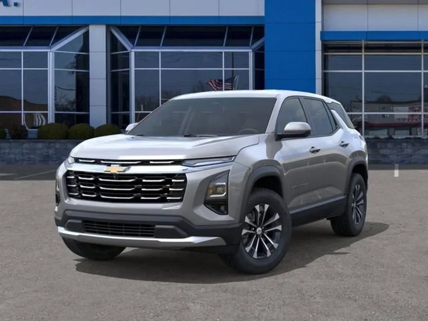 2026 Chevrolet Equinox LT photo 1