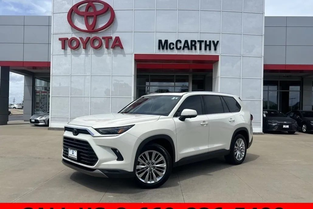 2024 Toyota Grand Highlander Platinum photo 1