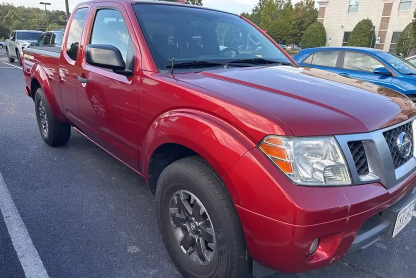 2016 Nissan Frontier Desert Runner King Cab photo 1
