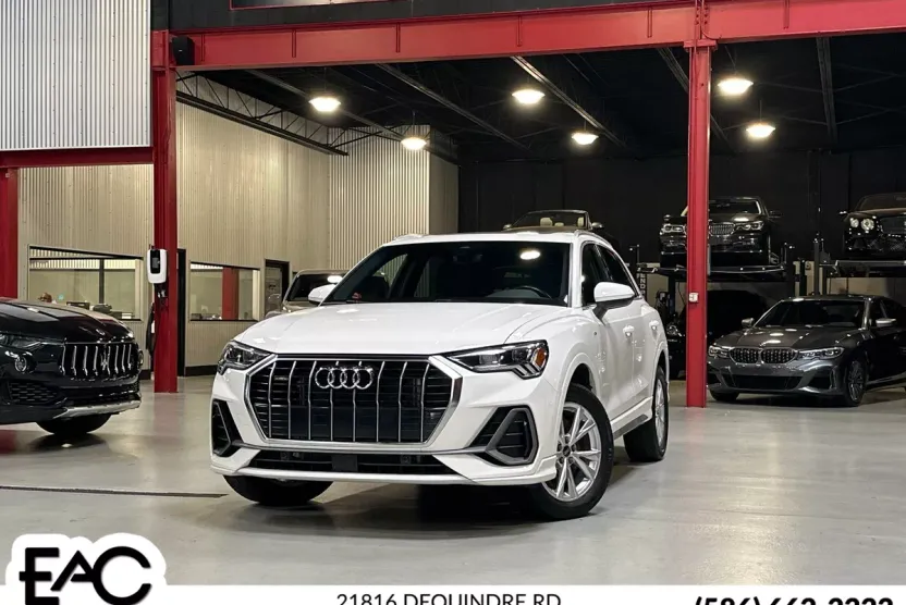 2023 Audi Q3 S line Premium photo 1
