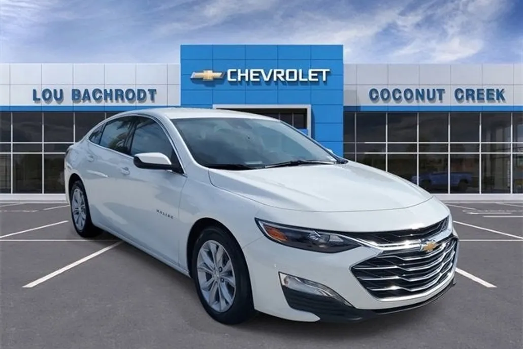 2024 Chevrolet Malibu 1LT photo 1