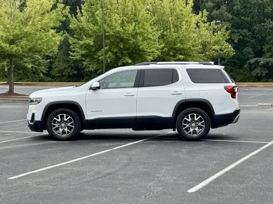 2023 Gmc Acadia SLT photo 1