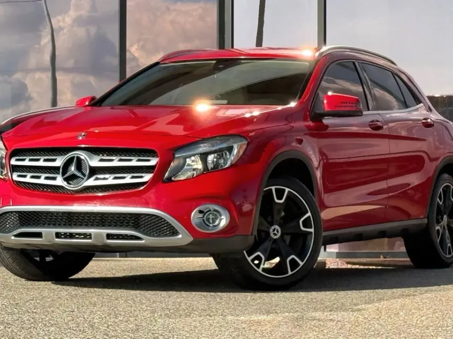 2019 Mercedes Benz GLA 250 photo 1