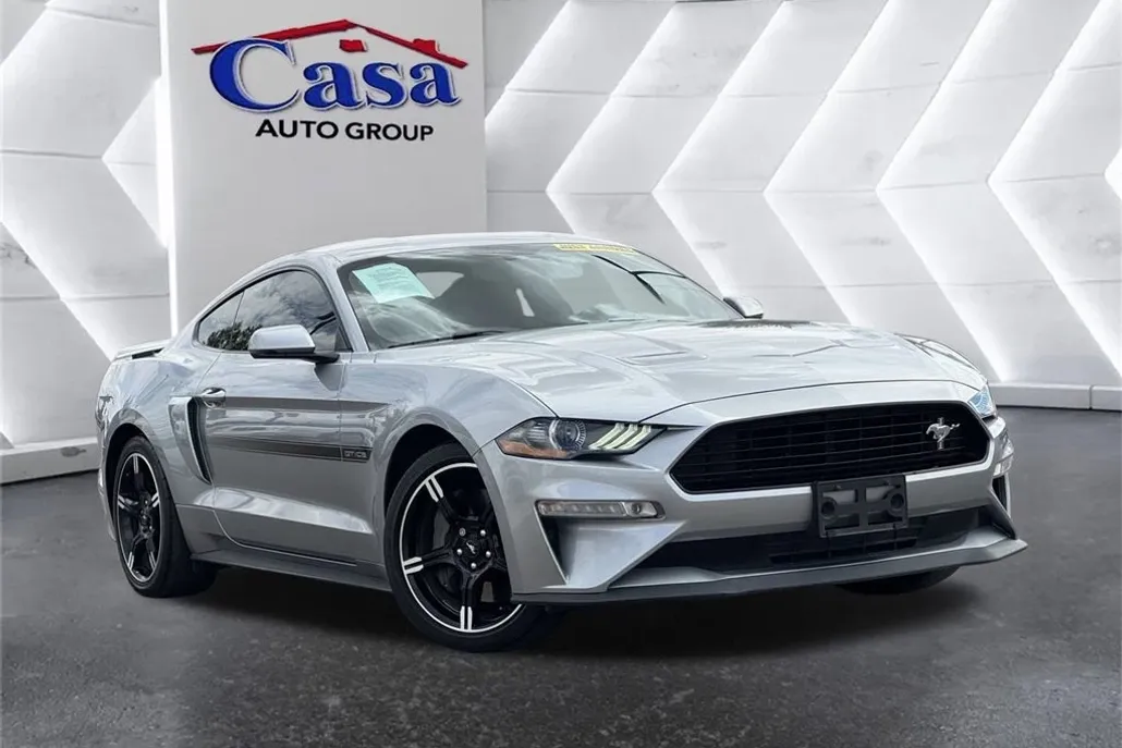 2020 Ford Mustang GT Premium photo 1