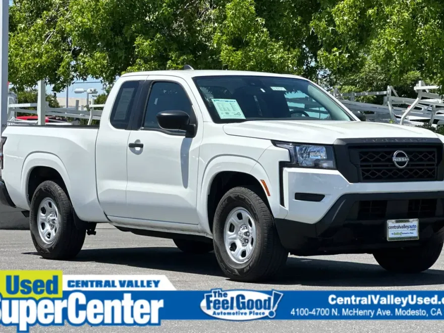2023 Nissan Frontier S photo 1