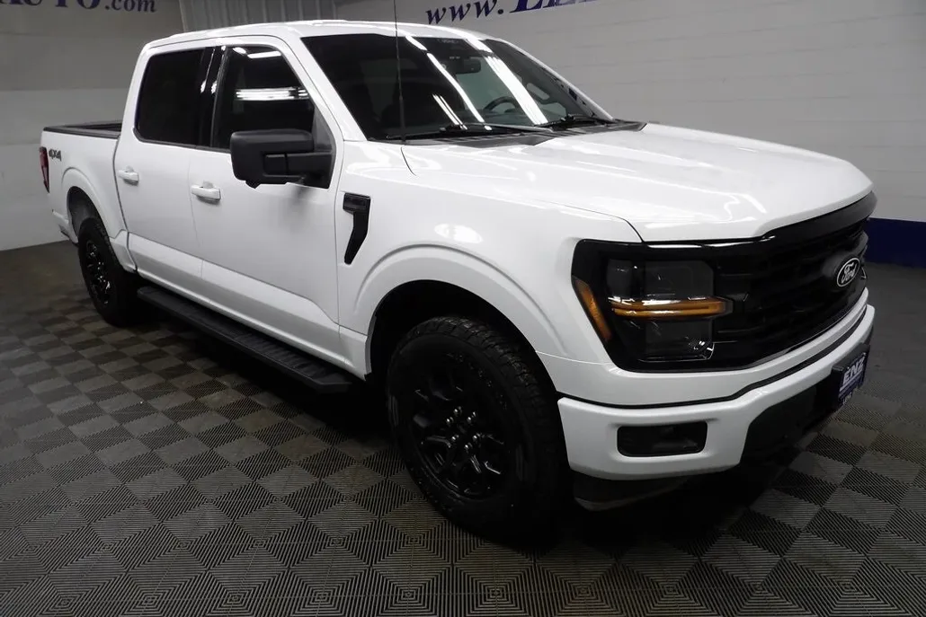 2024 Ford F-150 XLT photo 1