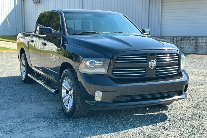 2014 Ram 1500 Sport photo 1