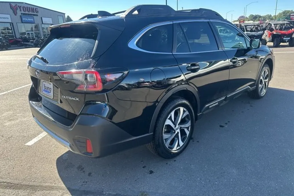 2020 Subaru Outback Limited photo 1