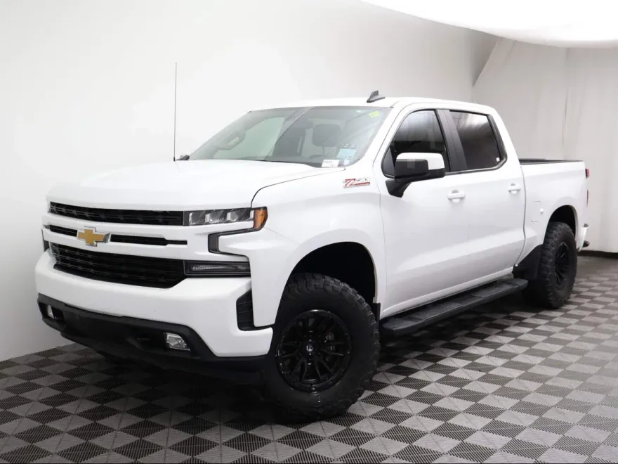 2021 Chevrolet Silverado 1500 LT photo 1