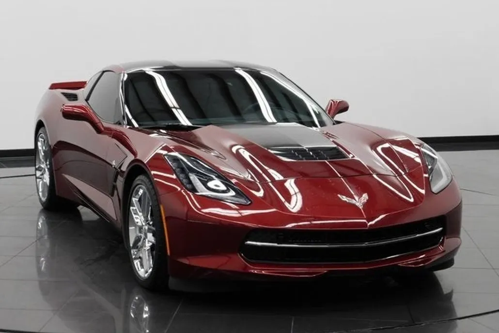 2017 Chevrolet Corvette Stingray 2LT photo 1