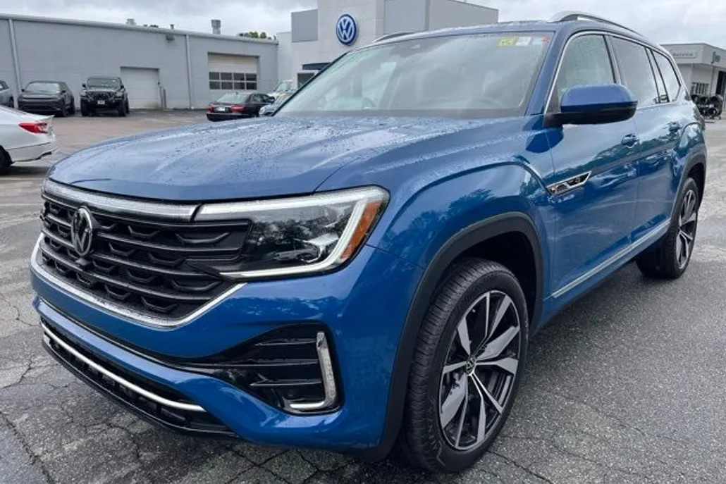 2025 Volkswagen Atlas SEL Premium R-Line photo 1