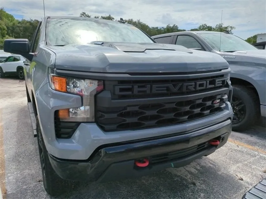 2025 Chevrolet Silverado 1500 Custom Trail Boss photo 1