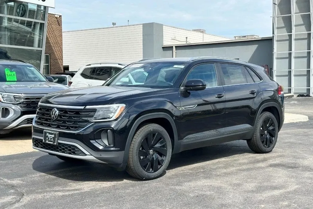 2025 Volkswagen Atlas Cross Sport SE Technology photo 1
