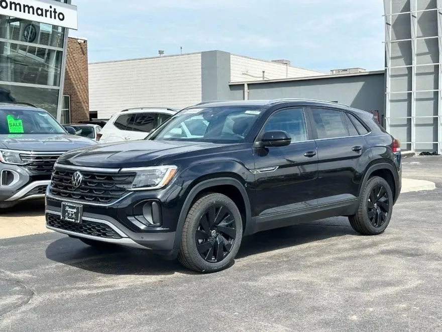 2025 Volkswagen Atlas Cross Sport SE Technology photo 1