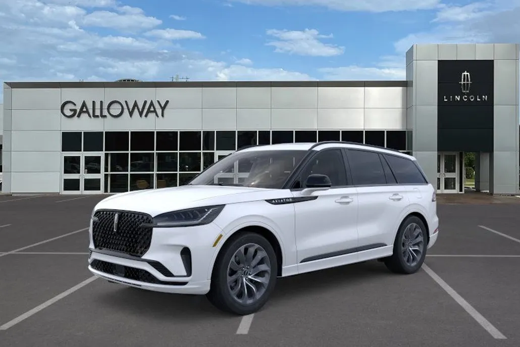 2025 Lincoln Aviator Premiere photo 1