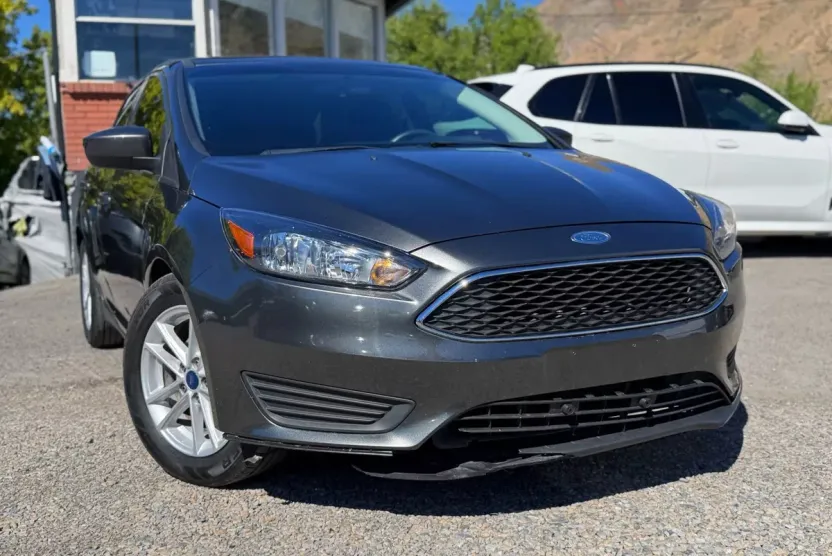 2018 Ford Focus SE photo 1