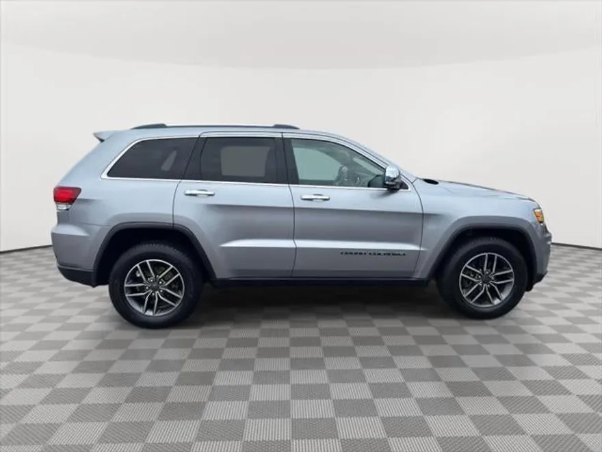 2020 Jeep Grand Cherokee Limited photo 1