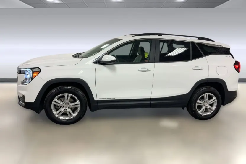 2023 Gmc Terrain SLE photo 1