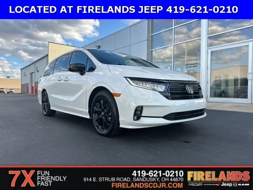 2024 Honda Odyssey Sport photo 1