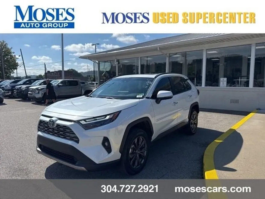2024 Toyota RAV4 Hybrid Limited photo 1