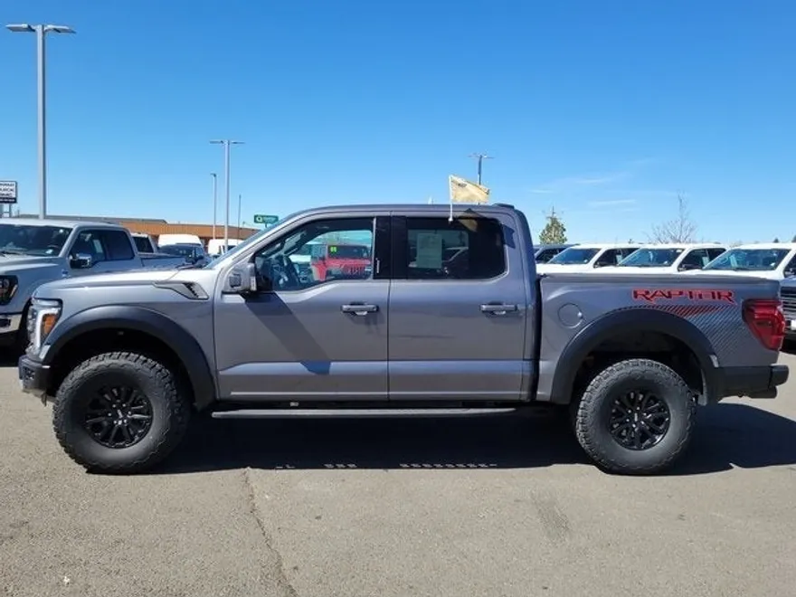 2024 Ford F-150 Raptor photo 1