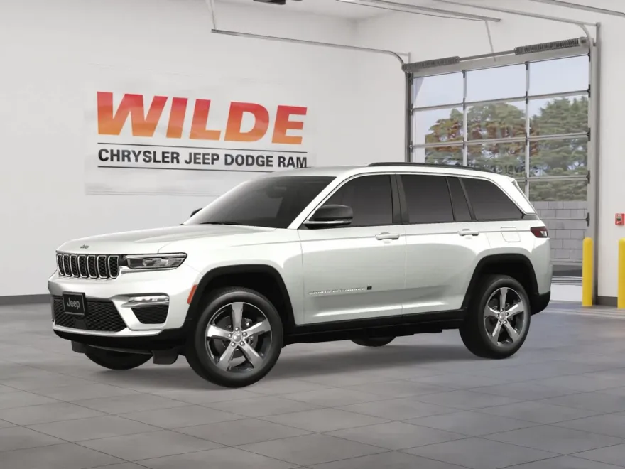 2025 Jeep Grand Cherokee Limited photo 1