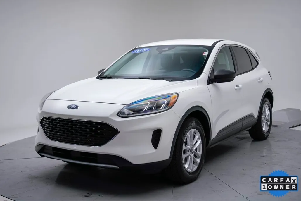 2022 Ford Escape SE photo 1