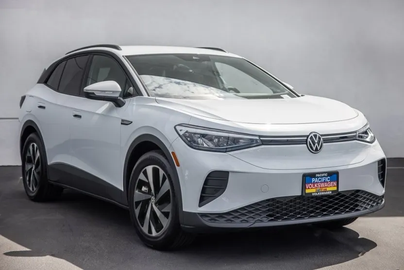 2025 Volkswagen ID.4 Pro photo 1