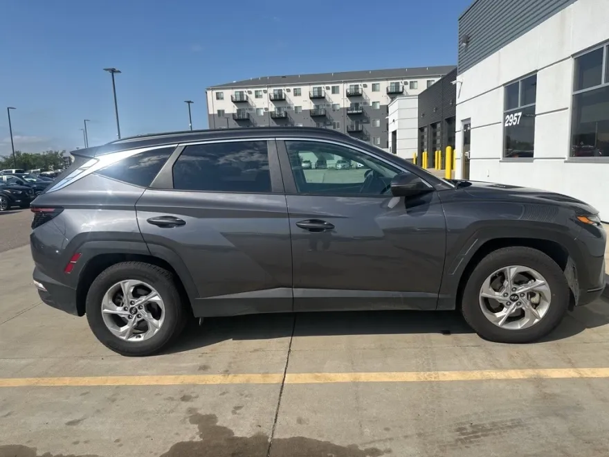 2023 Hyundai Tucson SEL photo 1