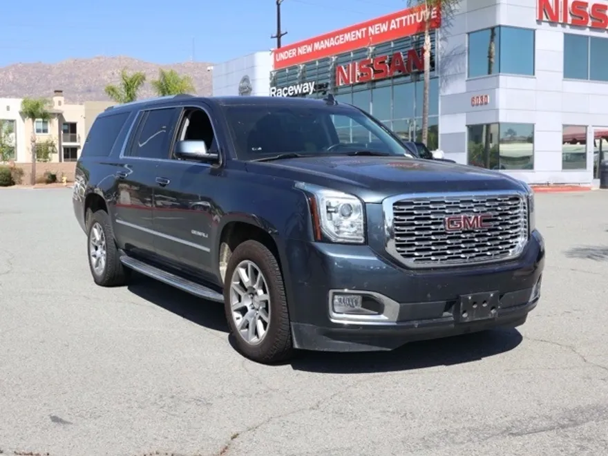 2019 Gmc Yukon XL Denali photo 1