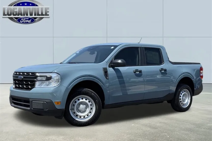 2023 Ford Maverick XL photo 1
