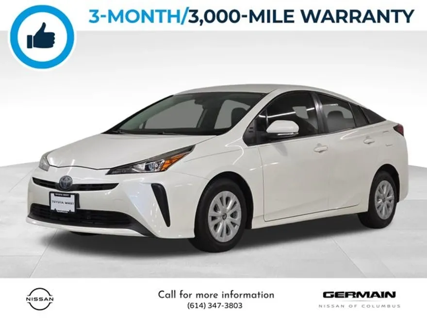 2019 Toyota Prius L photo 1