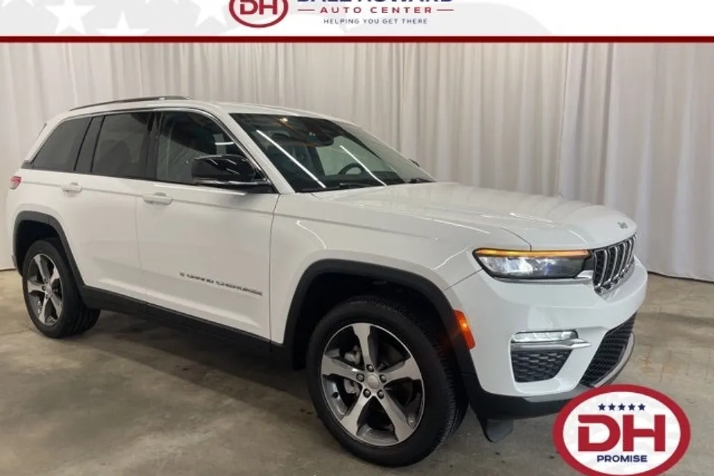 2023 Jeep Grand Cherokee Limited photo 1