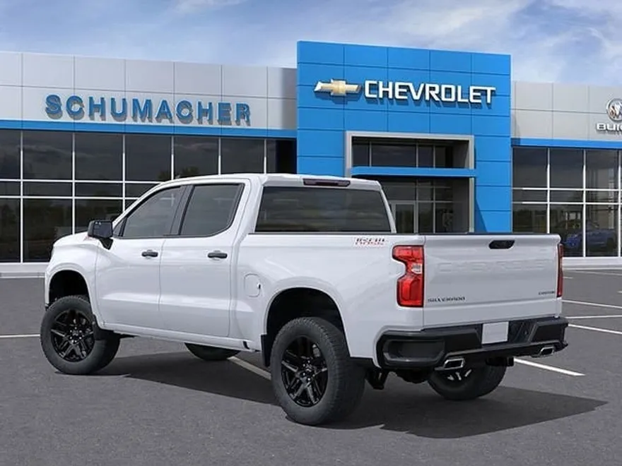 2025 Chevrolet Silverado 1500 Custom Trail Boss photo 3