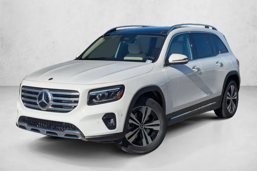2025 Mercedes Benz GLB 250 photo 1