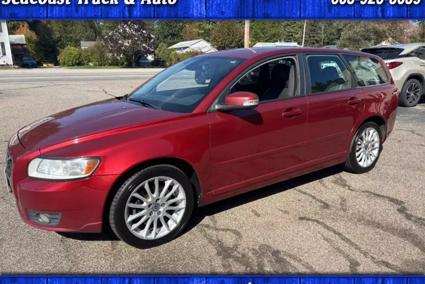 2011 Volvo V50 T5 photo 1