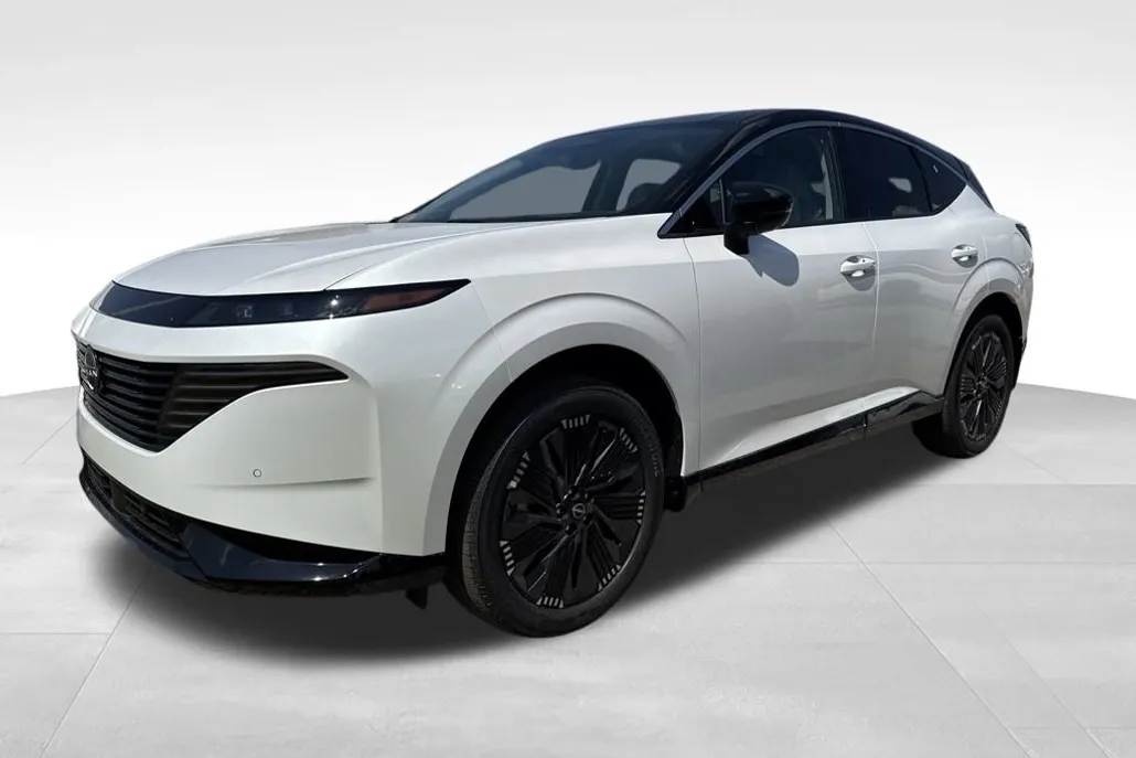 2025 Nissan Murano Platinum photo 1