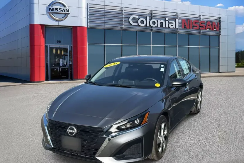 2025 Nissan Altima S photo 1
