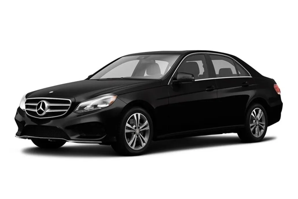 2016 Mercedes Benz E 250 BlueTEC Sport photo 1