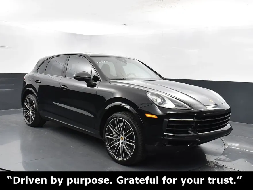 2022 Porsche Cayenne Base photo 1