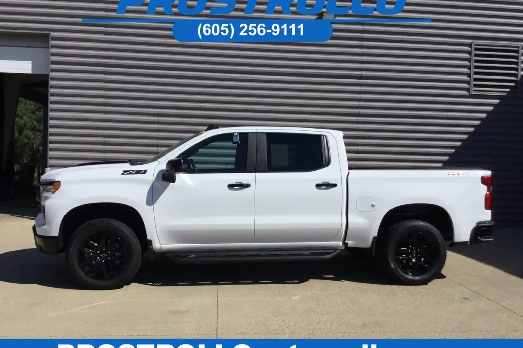 2025 Chevrolet Silverado 1500 LT Trail Boss photo 1