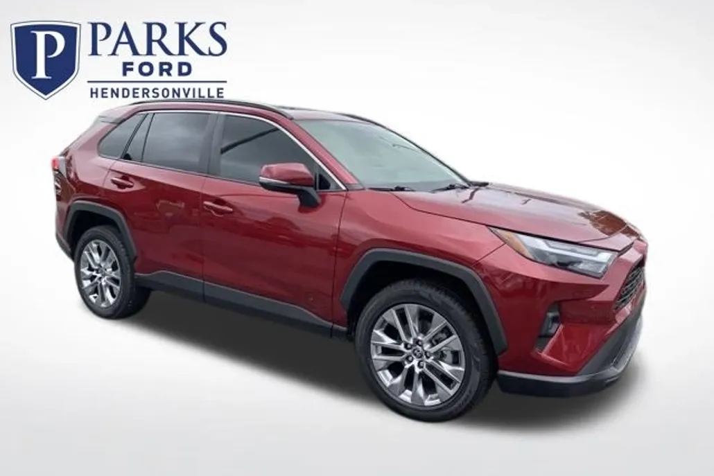 2023 Toyota RAV4 XLE Premium photo 1