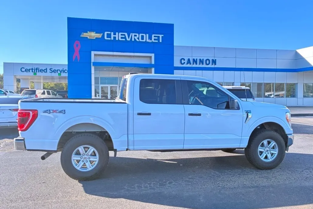 2022 Ford F-150 XLT photo 1