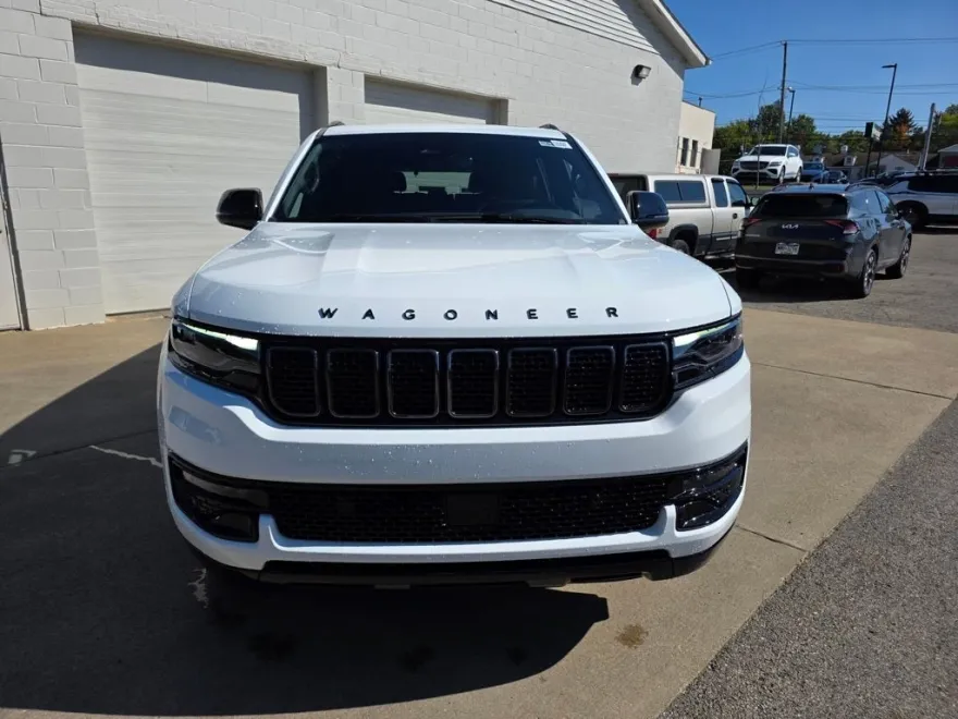 2025 Jeep Wagoneer Series II photo 1